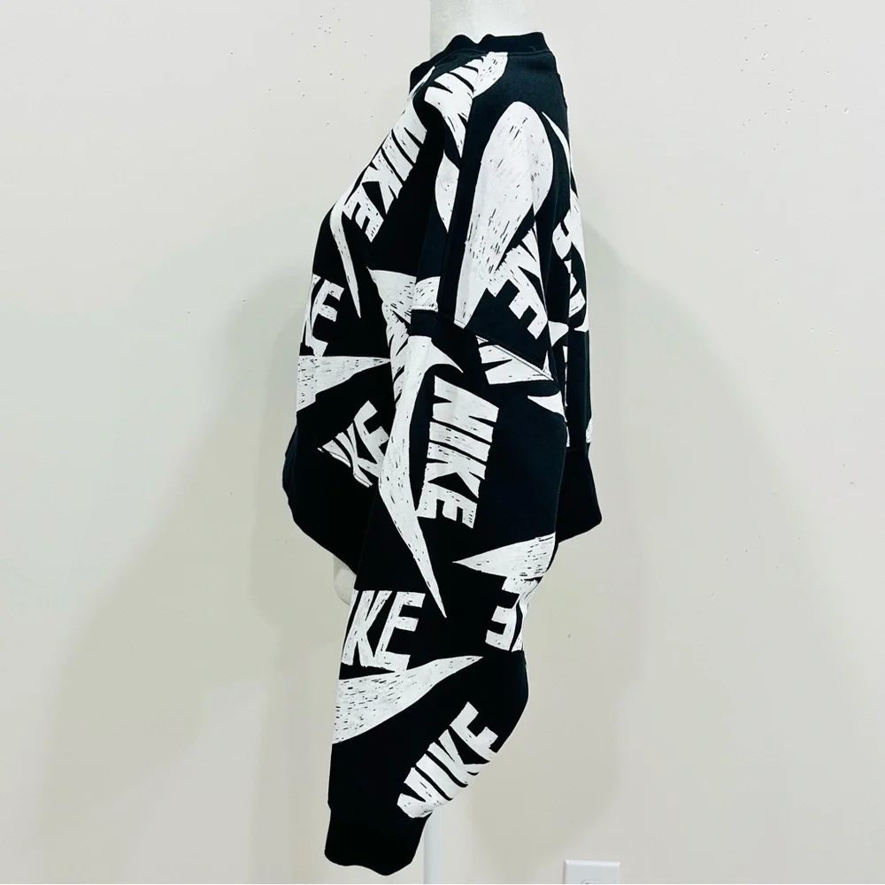 Nike Women Icon Clash Black/White Fleece Crop Crew Pullover‎ Size S
